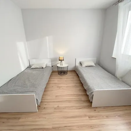 Apartment Easy *